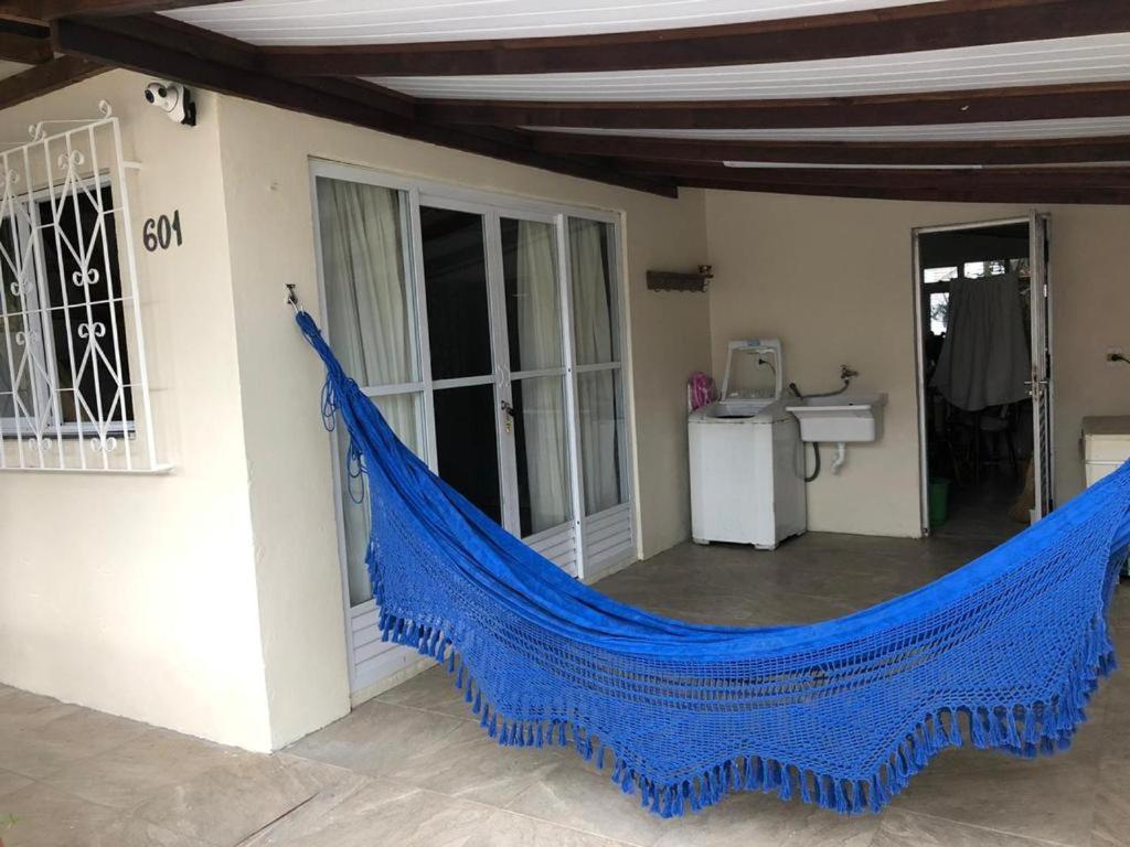 Casa Da Arvore Rua Pescada Amarela บอมบินญัส ภายนอก รูปภาพ
