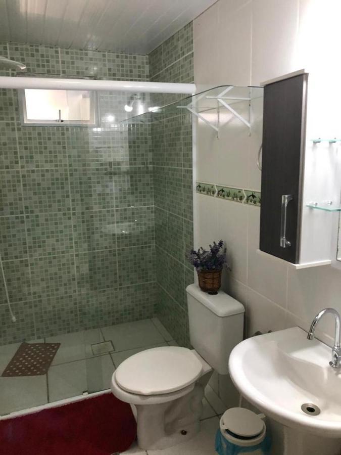 Casa Da Arvore Rua Pescada Amarela บอมบินญัส ภายนอก รูปภาพ